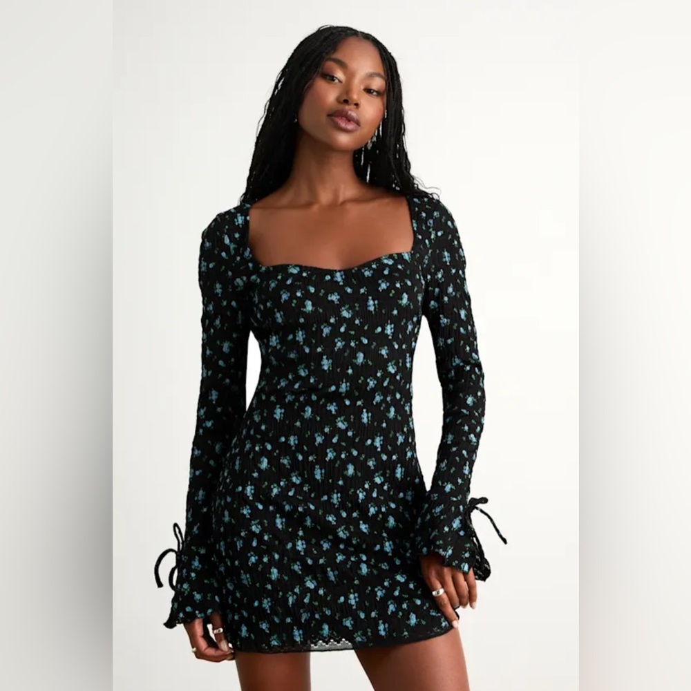 NWT Lulu's Black Ditsy Floral Textured Long Sleeve Mini Dress XS Cottage Core